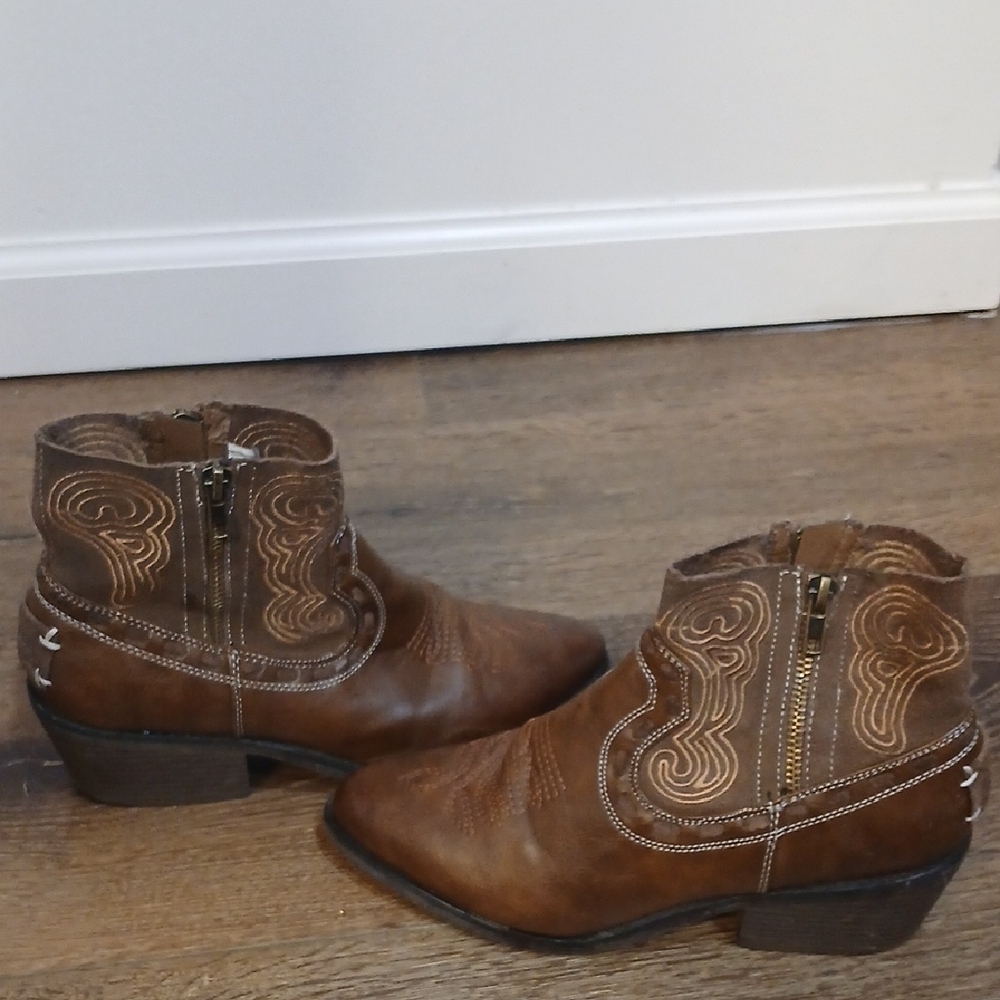 Coolway Brown Leather Boots Size 7